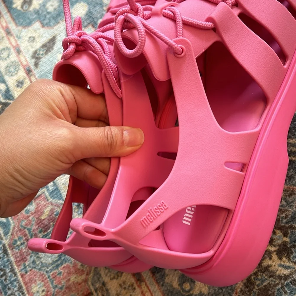Melissa match sneaker